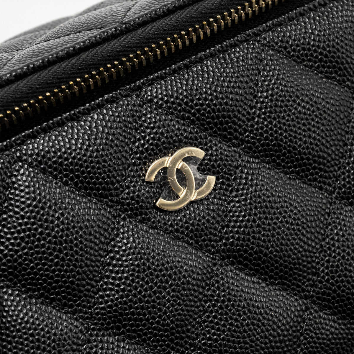 CHANEL LONG VANITY WITH CHAIN CAVIAR BLACK LGHW