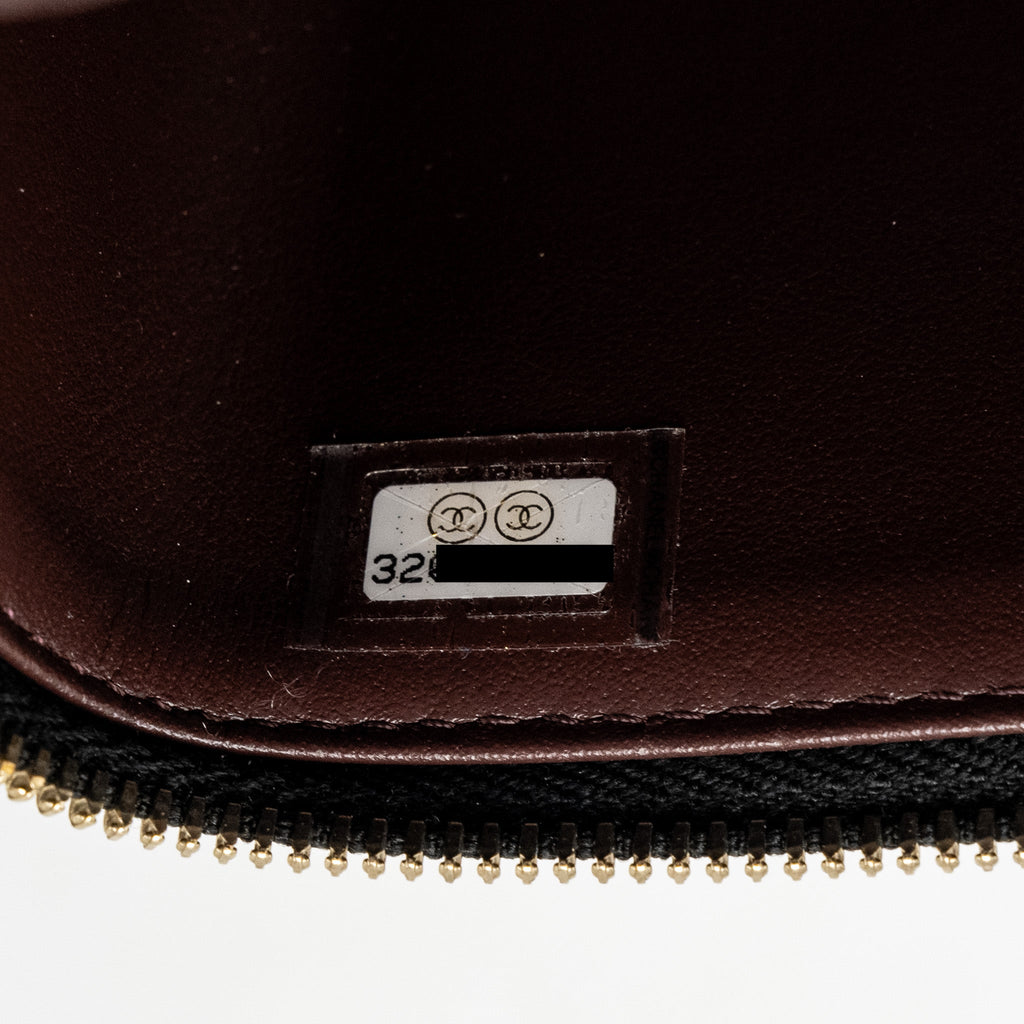 CHANEL LONG VANITY WITH CHAIN CAVIAR BLACK LGHW