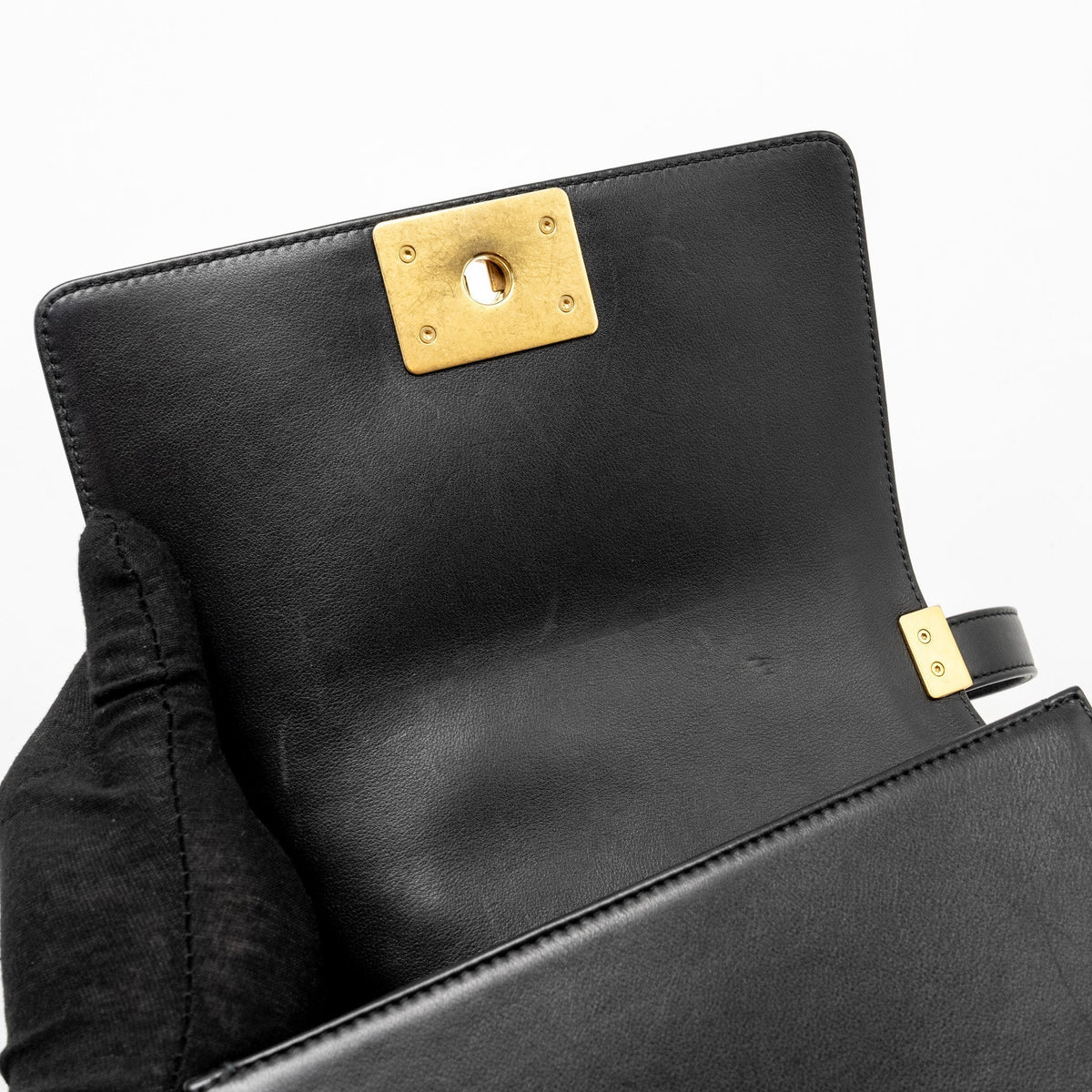 CHANEL SMALL BOY BAG CALFSKIN BLACK GHW (MICROCHIP)