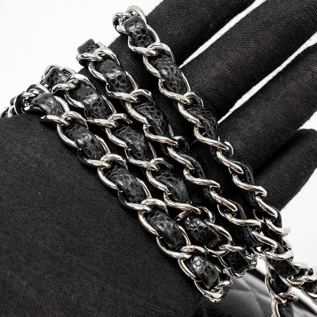 CHANEL MEDIUM CLASSIC DOUBLE FLAP BAG CAVIAR BLACK SHW (MICROCHIP)