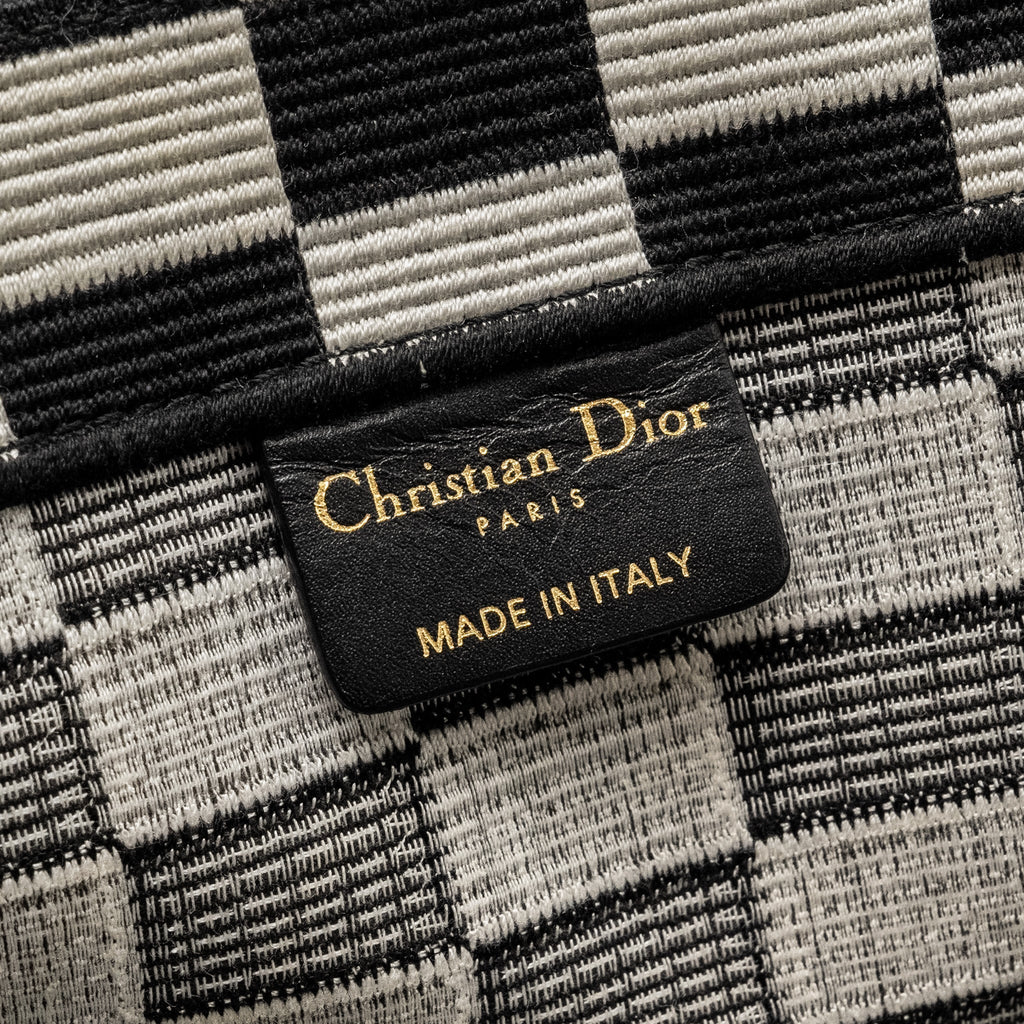 DIOR LARGE BOOK TOTE WHITE CHECKERED EMBROIDERED CANVAS BLACK / WHITE