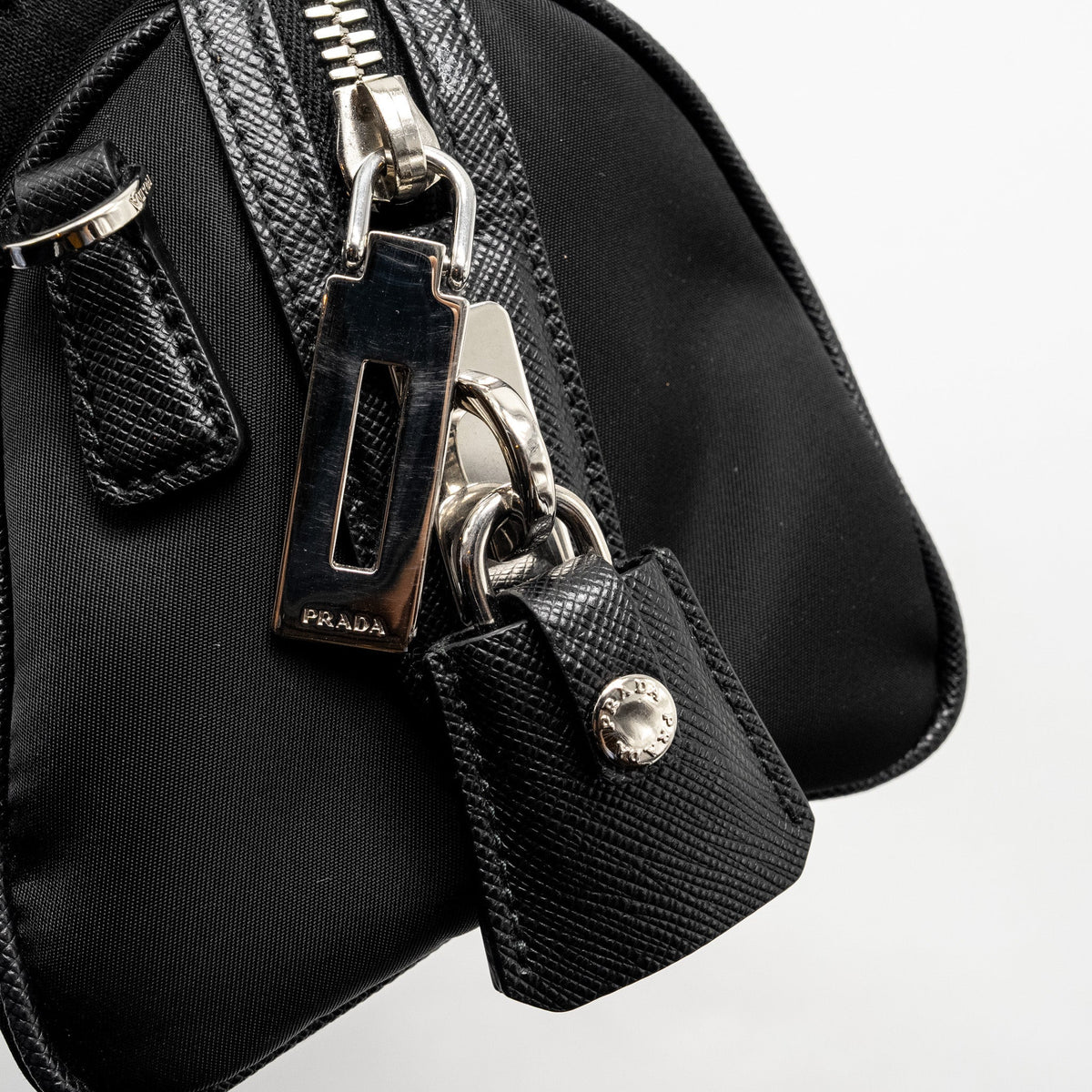 PRADA TOP HANDLE RE-EDITION 2005 NYLON BAG BLACK SHW