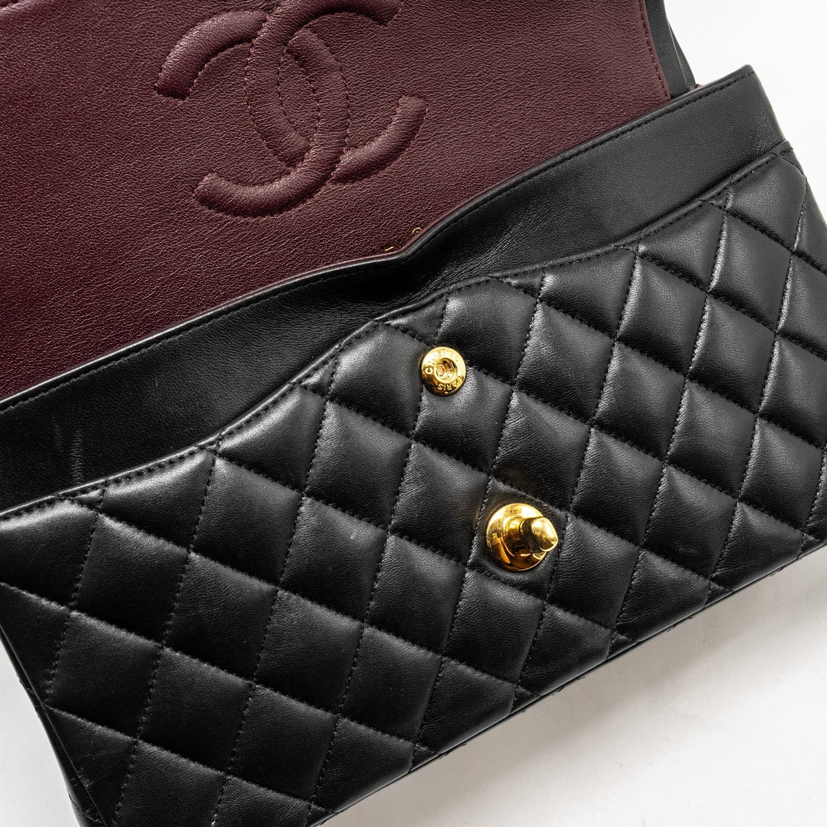 CHANEL  MEDIUM CLASSIC DOUBLE  FLAP BAG LAMBSKIN BLACK GHW