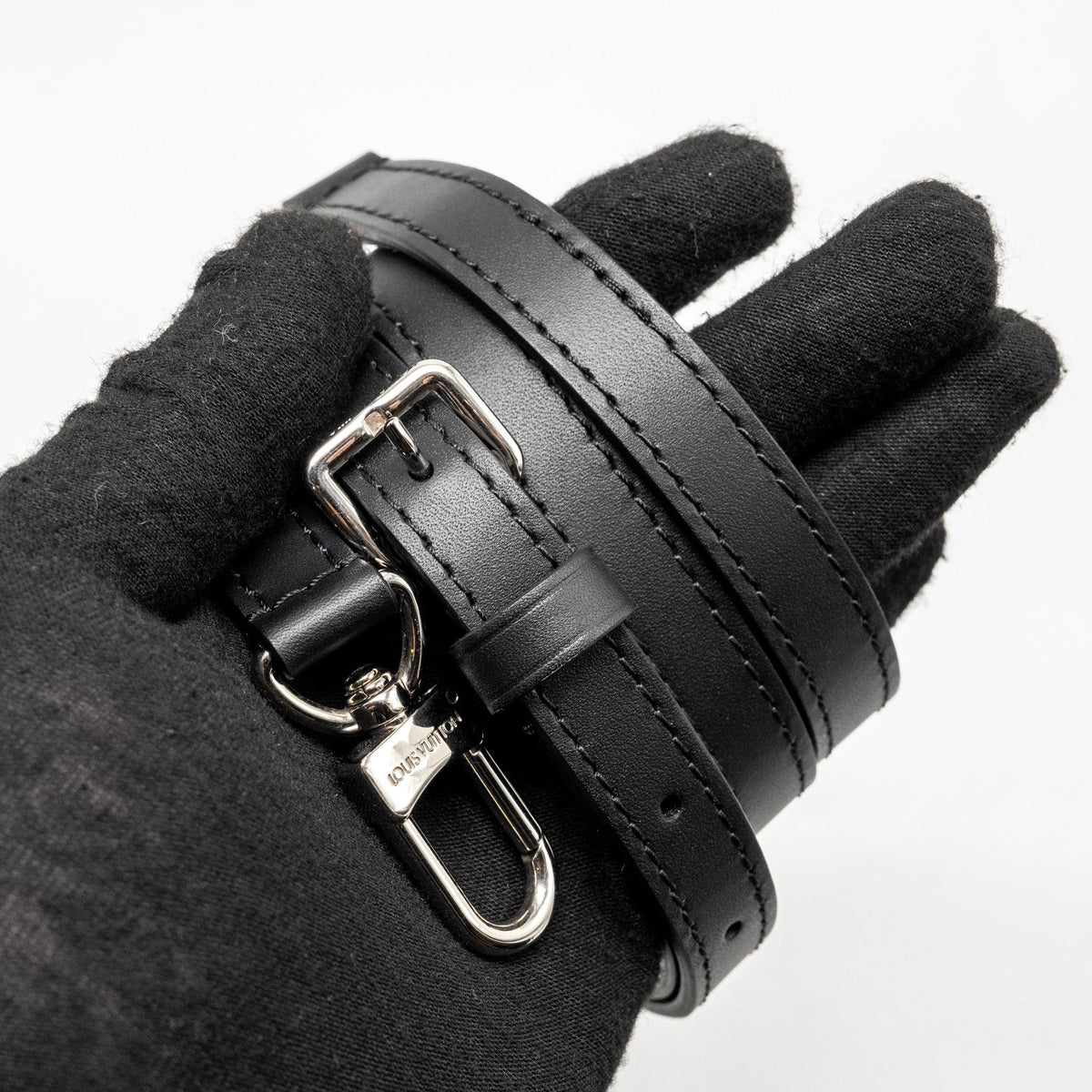 LOUIS VUITTON ALMA NANO EPI BLACK SHW