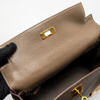 Hermes Kelly 28 Clemence Etoupe GHW