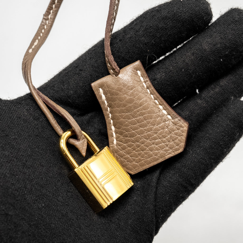 Hermes Kelly 28 Clemence Etoupe GHW