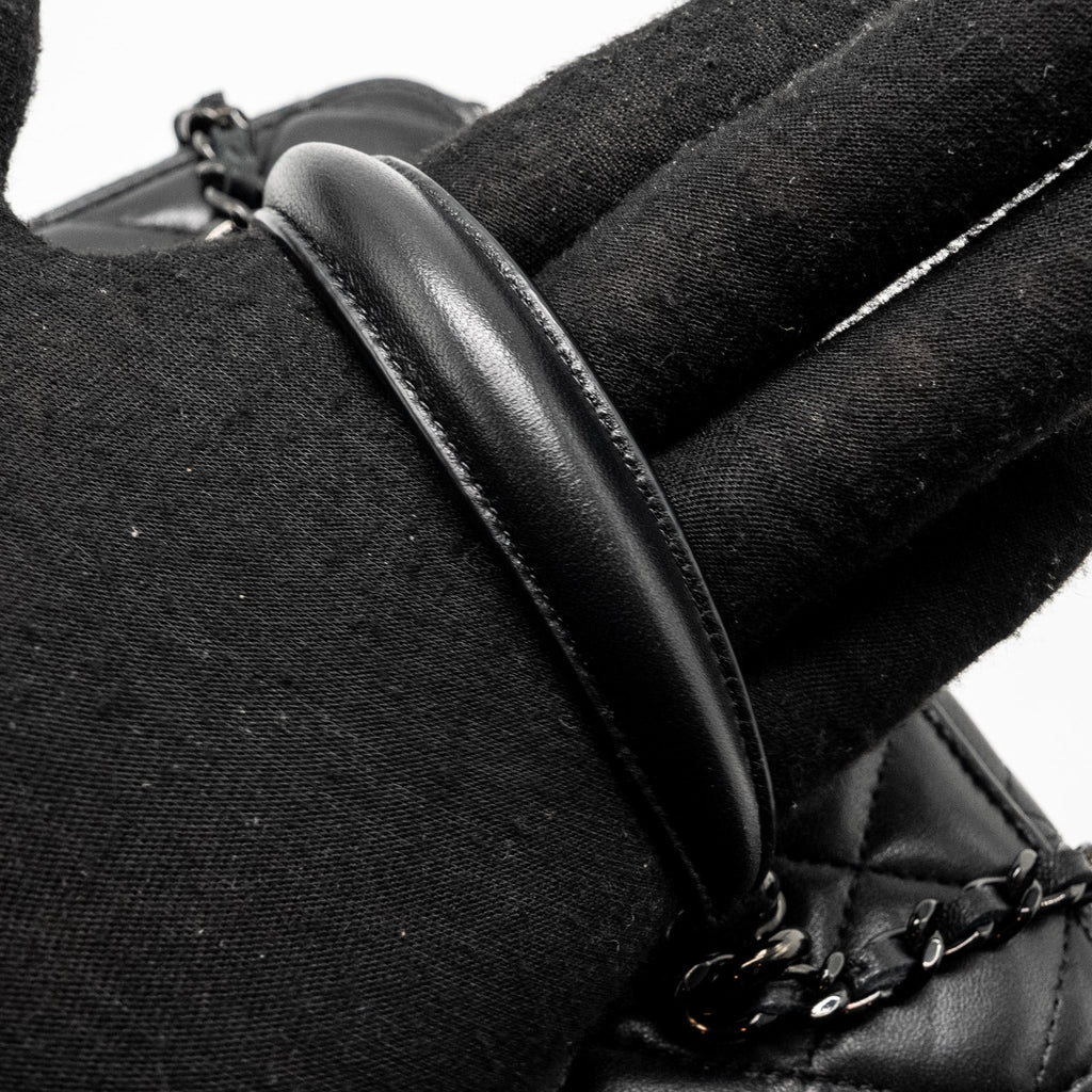 CHANEL LONG VANITY CASE LAMBSKIN SO BLACK (MICROCHIP)