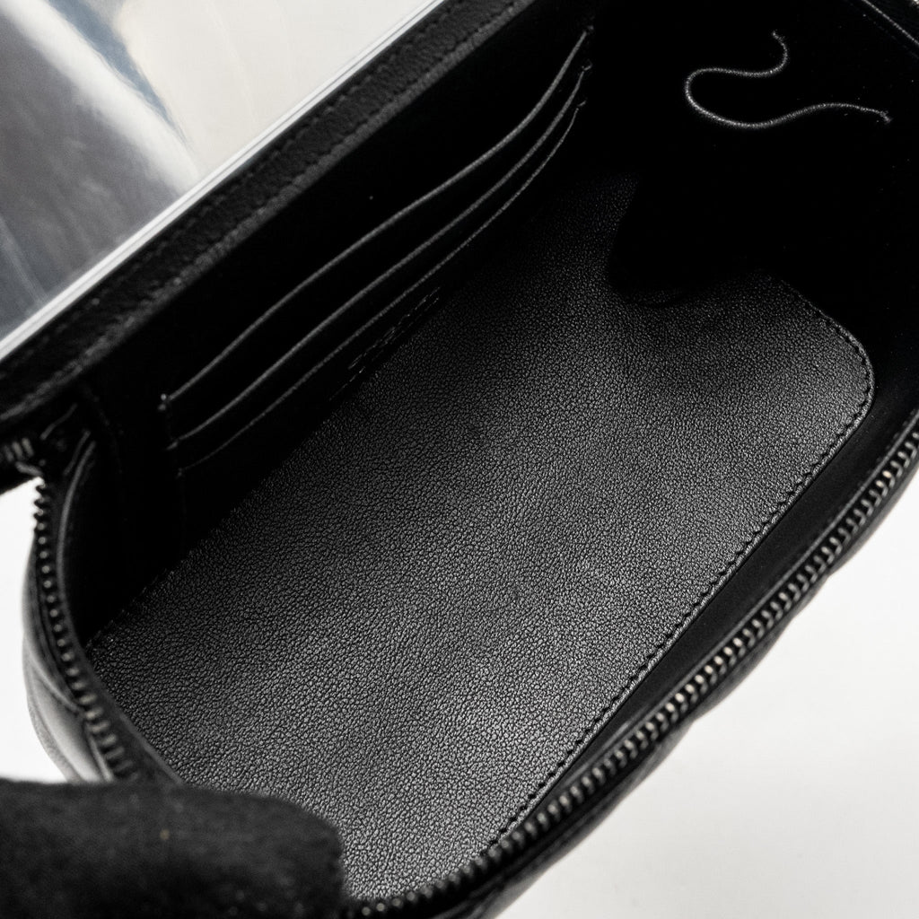 CHANEL LONG VANITY CASE LAMBSKIN SO BLACK (MICROCHIP)
