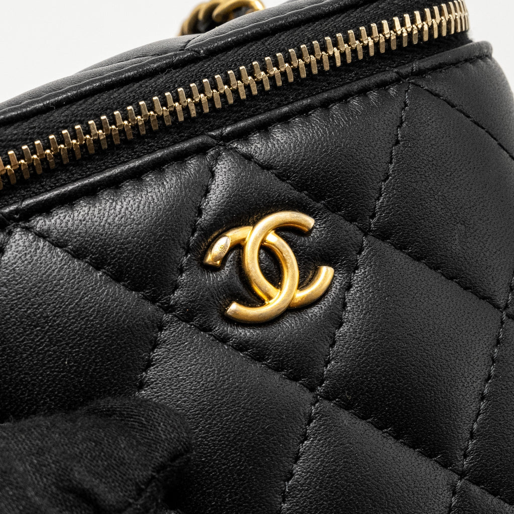 CHANEL PEARL CRUSH MINI VANITY CASE LAMBSKIN BLACK GHW