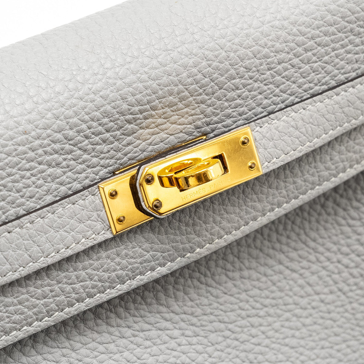 Hermes Kelly 25 Togo Gris Mouette GHW