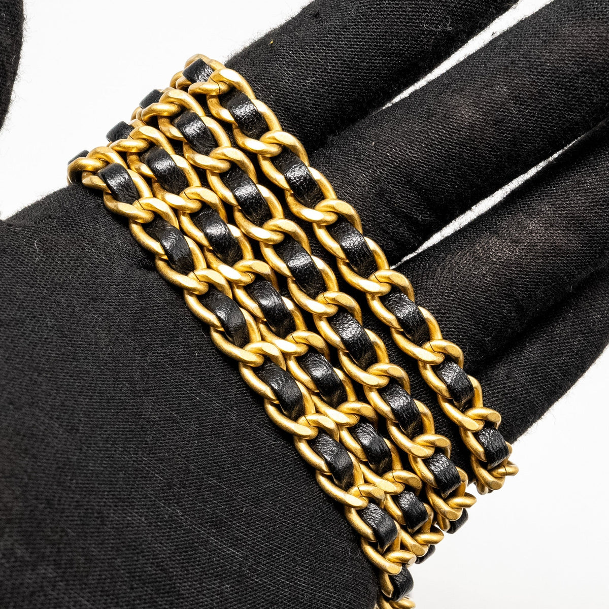 CHANEL LETTER LOGO TOP HANDLE WALLET ON CHAIN LAMBSKIN BLACK GHW (MICROCHIP)