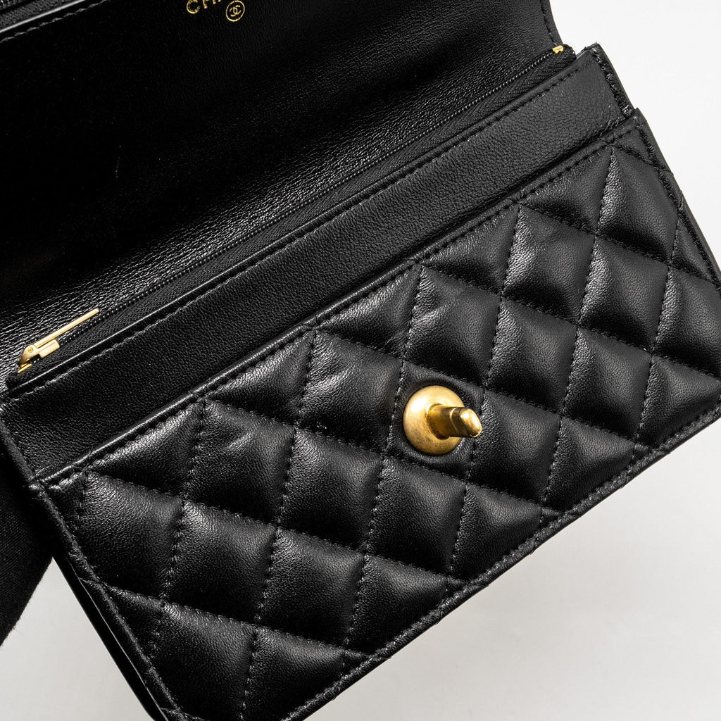 CHANEL LETTER LOGO TOP HANDLE WALLET ON CHAIN LAMBSKIN BLACK GHW (MICROCHIP)