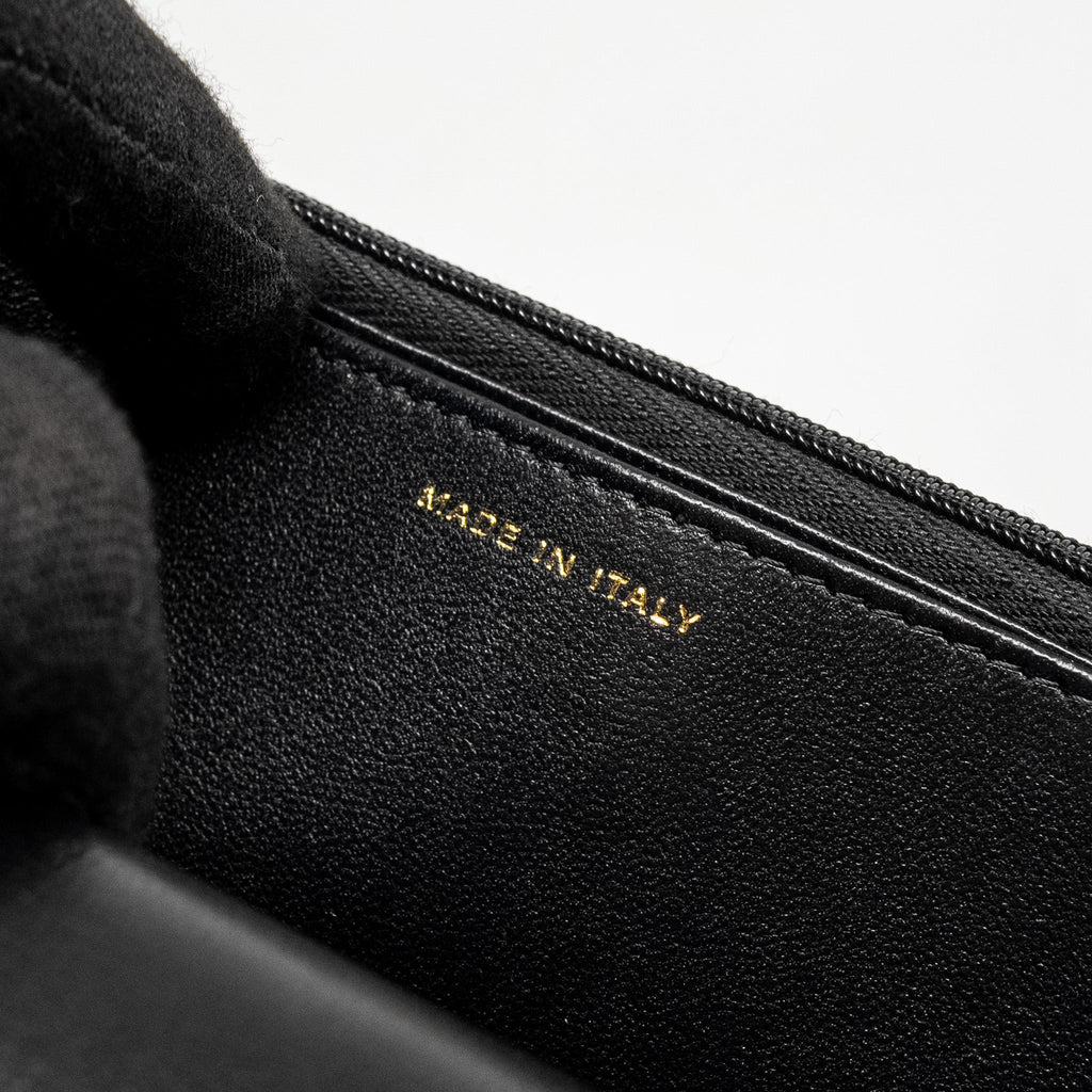 CHANEL LETTER LOGO TOP HANDLE WALLET ON CHAIN LAMBSKIN BLACK GHW (MICROCHIP)
