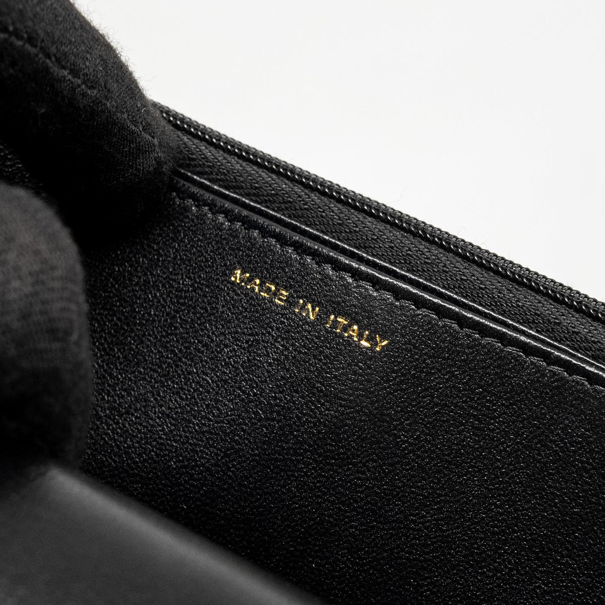 CHANEL LETTER LOGO TOP HANDLE WALLET ON CHAIN LAMBSKIN BLACK GHW (MICROCHIP)