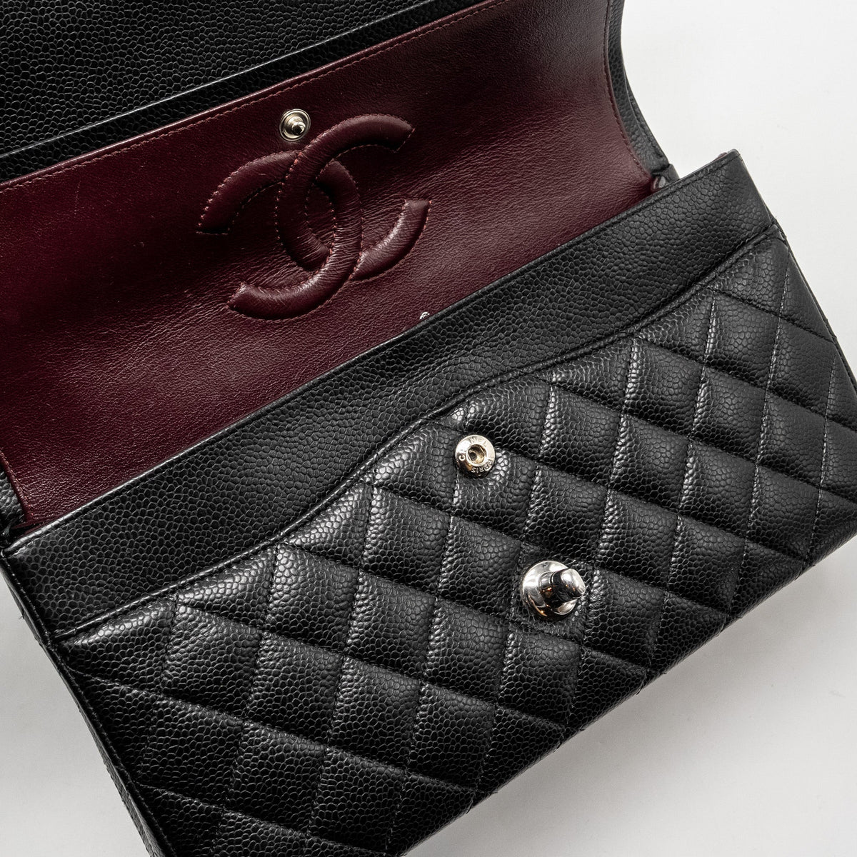 CHANEL MEDIUM CLASSIC DOUBLE FLAP BAG CAVIAR BLACK SHW (MICROCHIP)