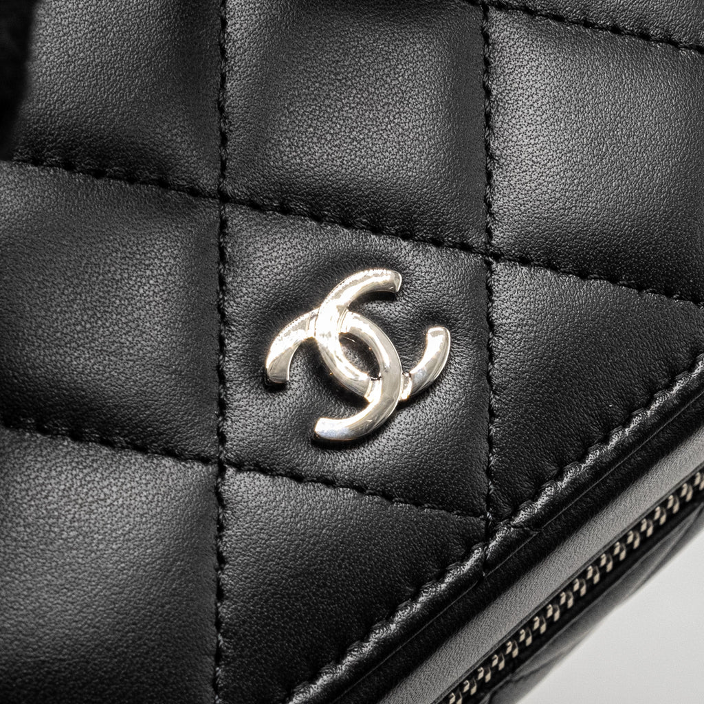 CHANEL QUILTED VANITY CASE LAMBSKIN BLACK SHW