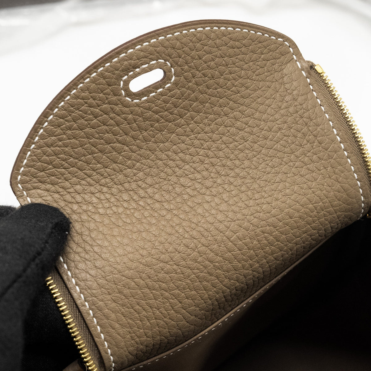 Hermes Mini Lindy II Clemence Etoupe GHW