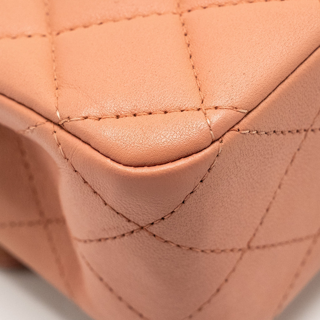 CHANEL MEDIUM CLASSIC DOUBLE FLAP BAG LAMBSKIN PINK SHW (MICROCHIP)