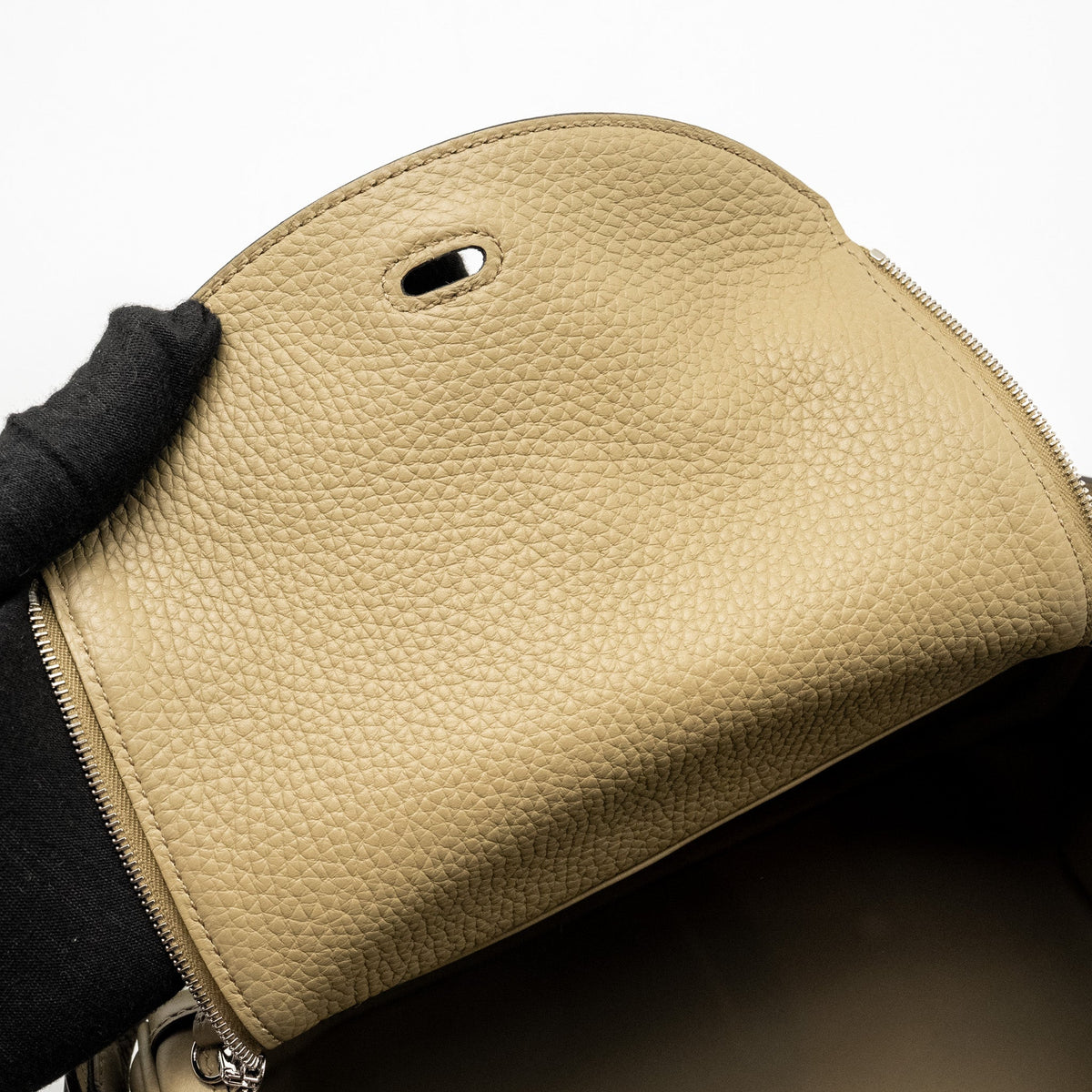 Hermes Lindy 26 Clemence Beige Marfa SHW
