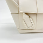 BOTTEGA VENETA ARCO BAG CALFSKIN WHITE SHW