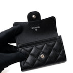 CHANEL CLASSIC FLAP CARD HOLDER CAVIAR BLACK SHW (HOLOGRAM)